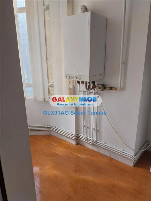 De vanzare  apartament  ultracentral  3 cam toate dotarile - foto 15