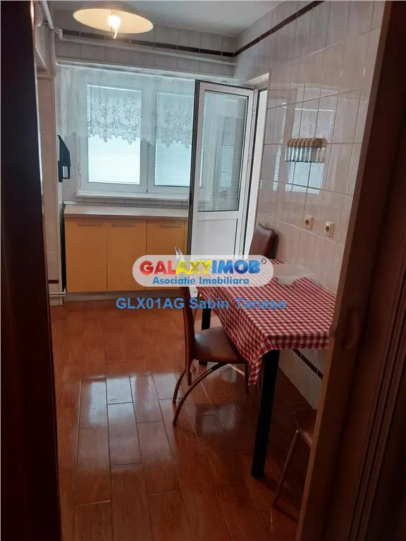 De vanzare  apartament  ultracentral  3 cam toate dotarile - foto 9