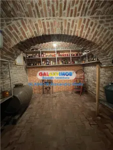 Casa de vanzare in Dragasani,Str Tudor Vladimirescu - foto 11