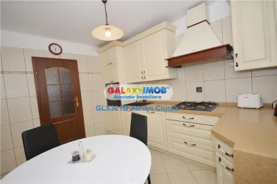 Stefan cel Mare | Parcul Circului | 4 Camere | 2 Bai | Balcon - foto 2