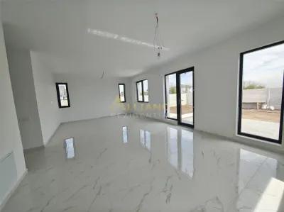 Casa parter | 90 mp utili | Teren 427 mp | Str. Zanelor - foto 7