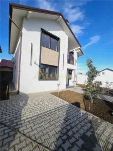 Vila individuala- cartierul nou- curte amenajata- incalzire pardoseală - Berceni