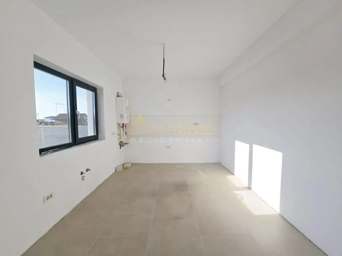 Casa individuala - 4 camere - 2 bai - la 10 min de RATB - foto 7