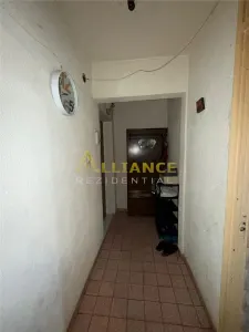 Apartament 2 camere Str. Argeselu Etaj 1 | - foto 5