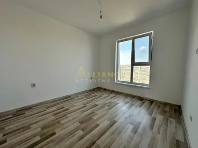 Casa individuala - 3 camere - 2 bai-310 mp teren - foto 10