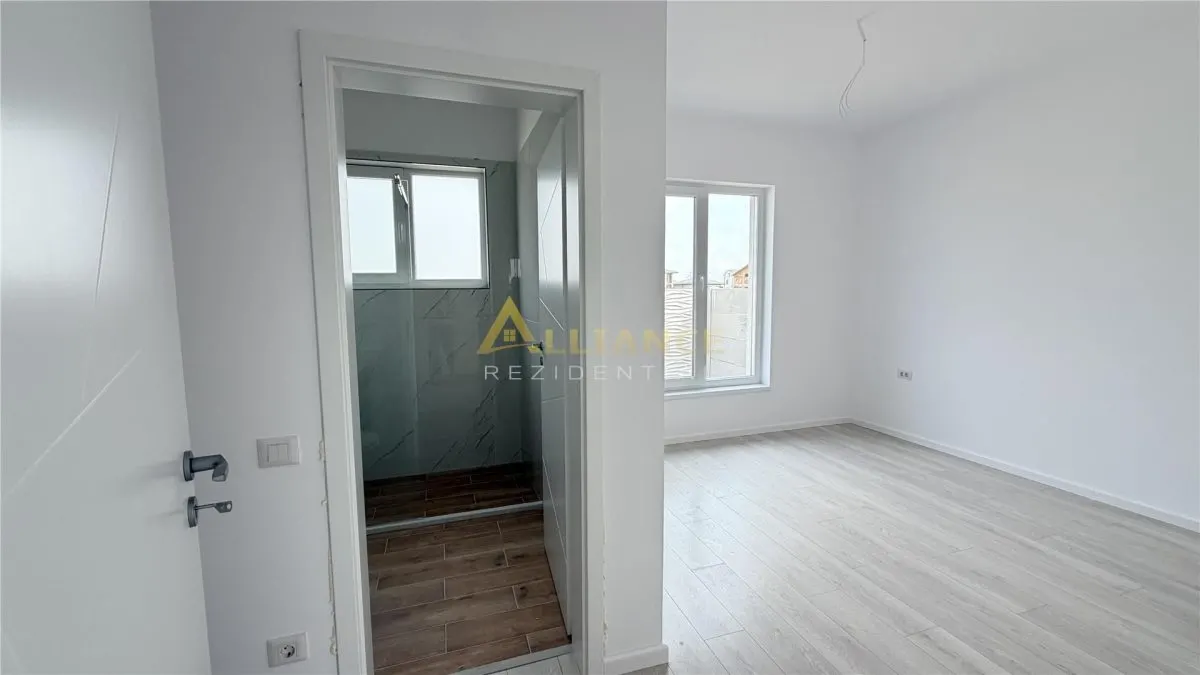 CASA DE  VANZARE - 3 camere - finisaje premium - foto 6