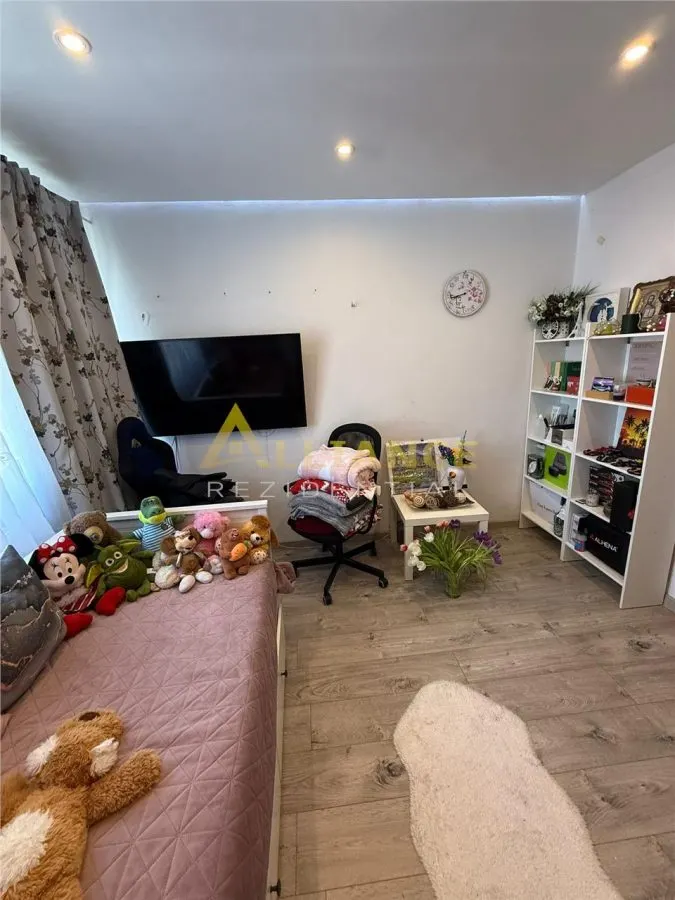 1 Decembrie | Apartament 3 camere - 74 mp - Mobilat - foto 11