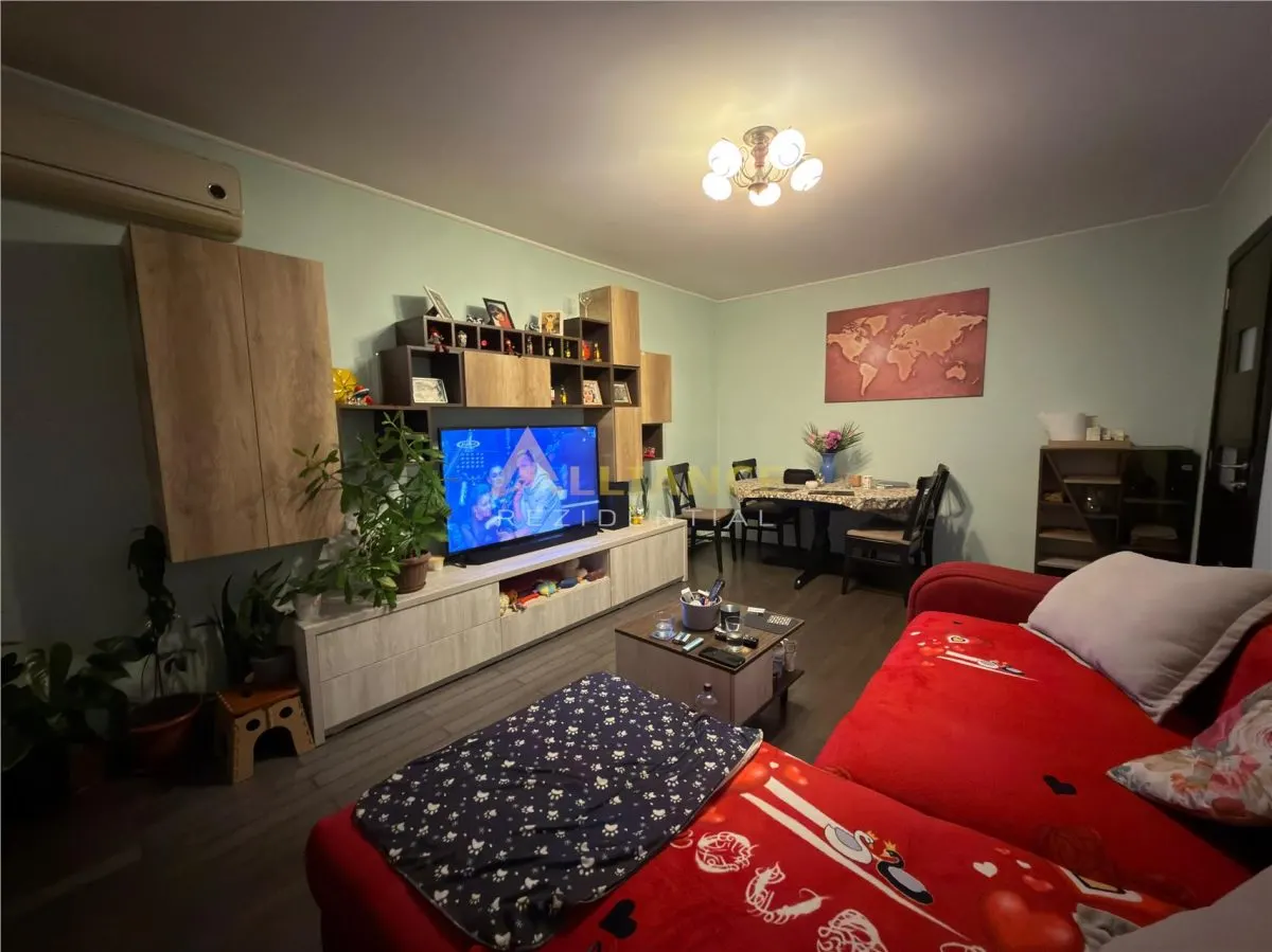 Apartament 3 camere de vanzare – Strada Izvorul Muresului - foto 3