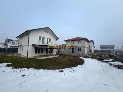 Casa 5 camere – teren 468 mp – spatiu generos pentru familie - Berceni
