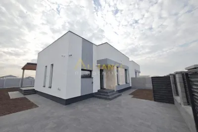 Casa Individuala - 3 camere - 2 bai - 371 mp teren - Berceni