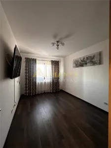 Apartament 3 camere - Aparatorii Patriei - foto 22