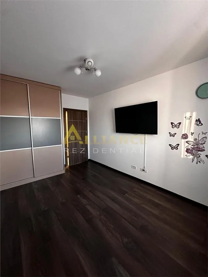 Apartament 3 camere - Aparatorii Patriei - foto 24