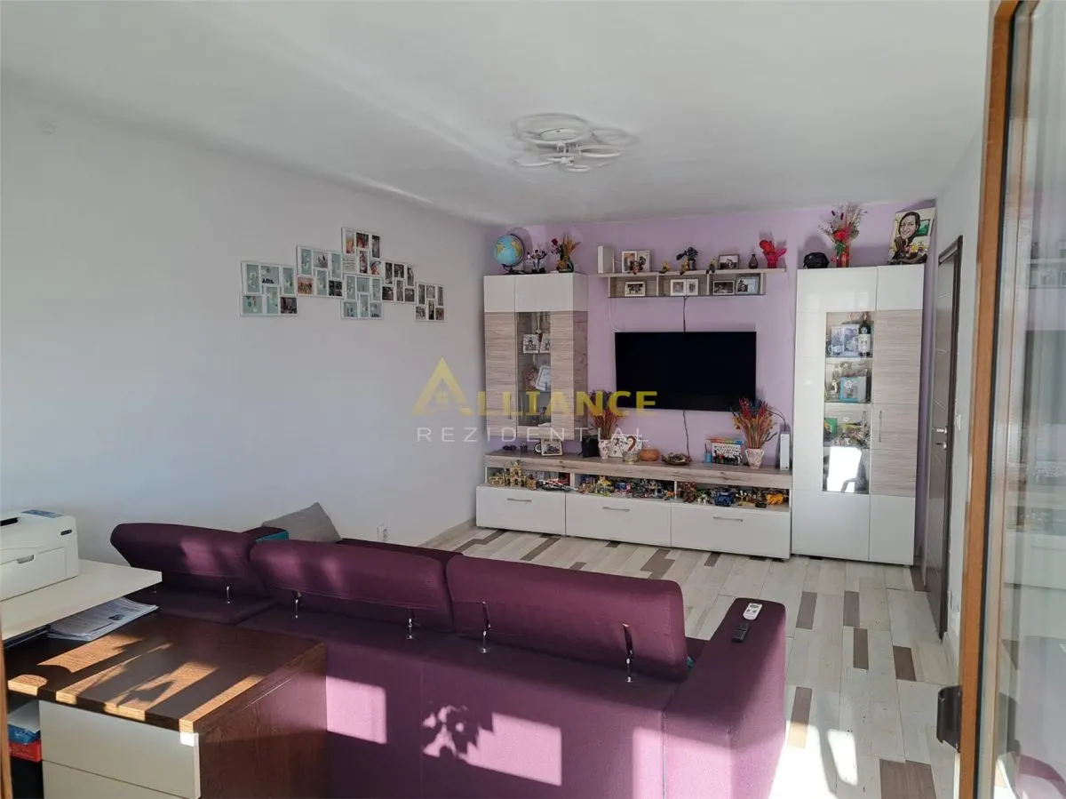 Apartament 3 camere de vanzare - Soseaua Oltenitei Sector 4 - foto 2