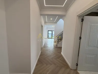  4 camere 3 bai + dressing teren 540mp - foto 22