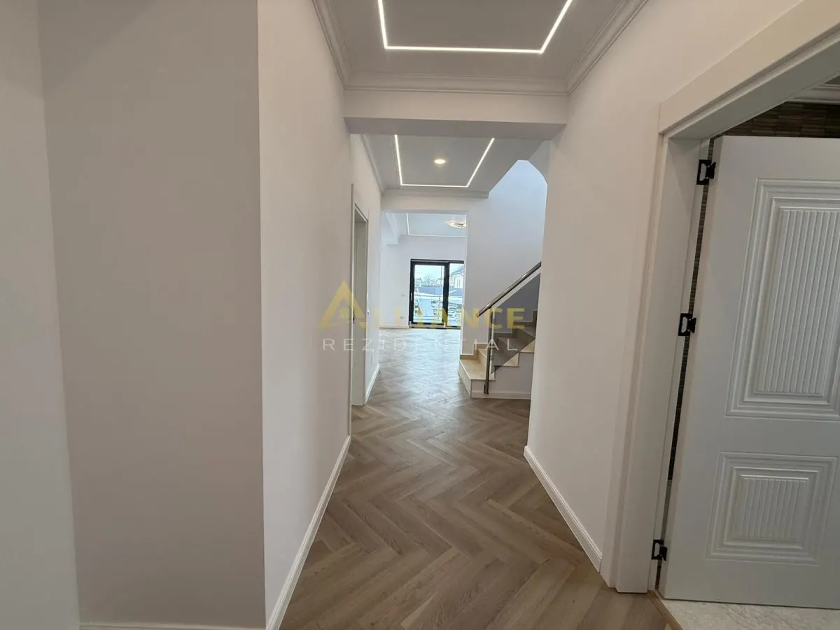  4 camere 3 bai + dressing teren 540mp - foto 22