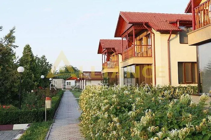 Complex modern de cazare si spatii pentru evenimente private si corporate - foto 3