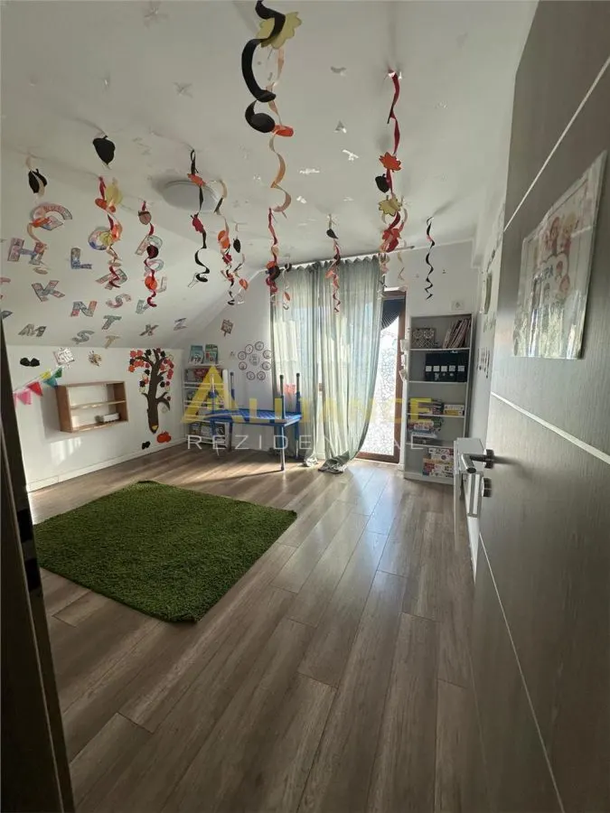 Casa individuala 213 mp, teren 300 m - foto 8