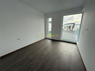 Casa moderna parter / 3 Camere / 2 Bai / Dressing / 2 minute STV - foto 12