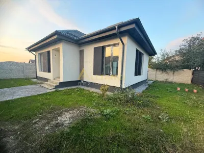 Casa Individuala / 3 Camere / 1 Baie / Teren 270 mp - Berceni