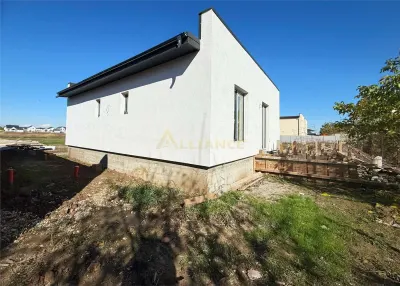 Vila Individuala / 4 Camere / 2 Bai / Teren 300 mp - Berceni