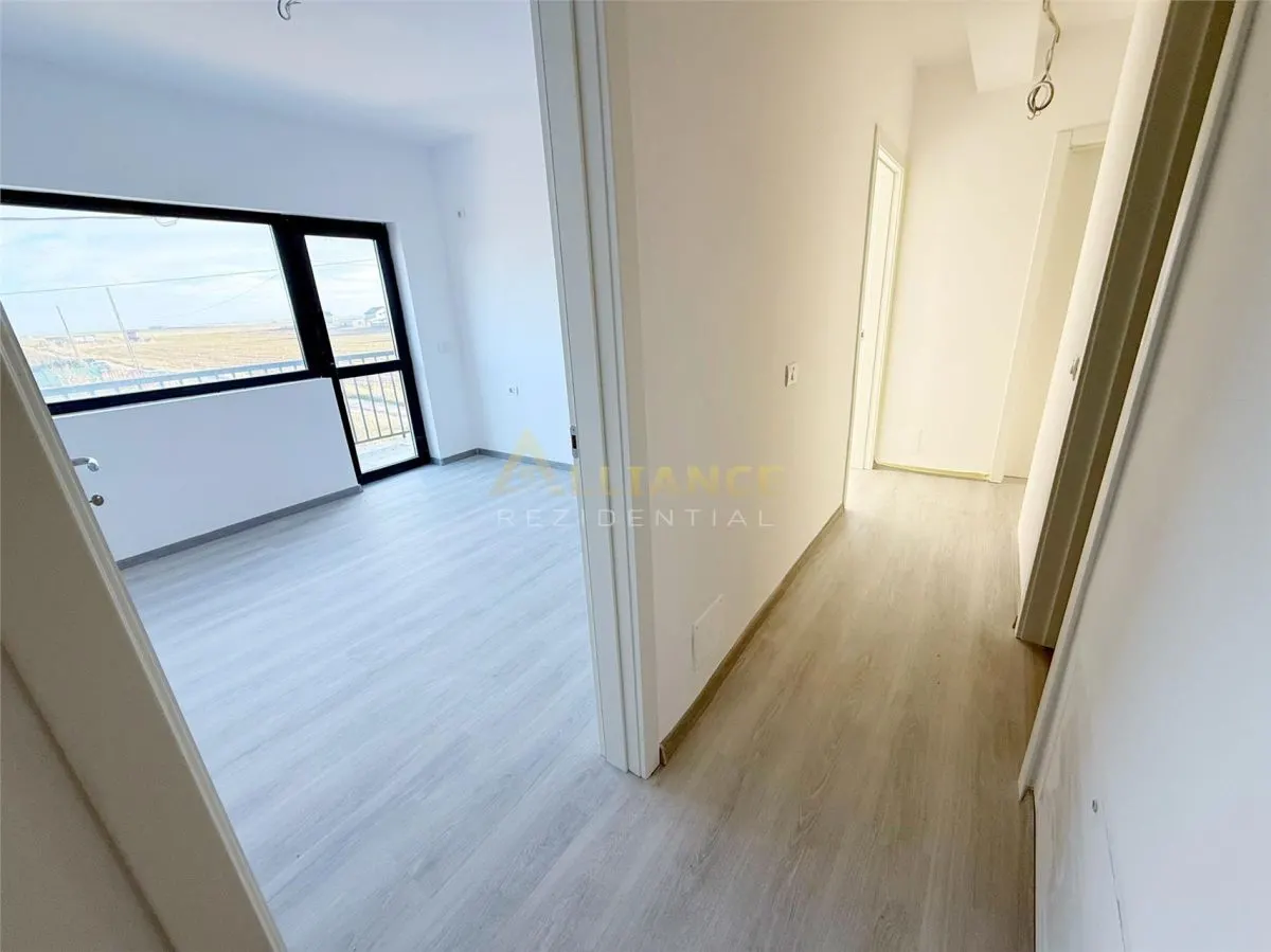 Duplex / 6 Camere / 3 Bai / Teren 250 mp - foto 11