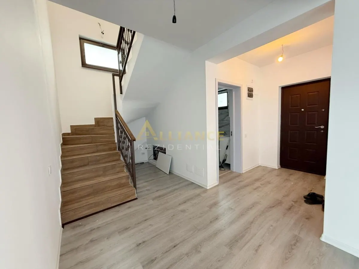 Vila Individuala / 4 Camere / 2 Bai / Teren 320 mp - foto 5
