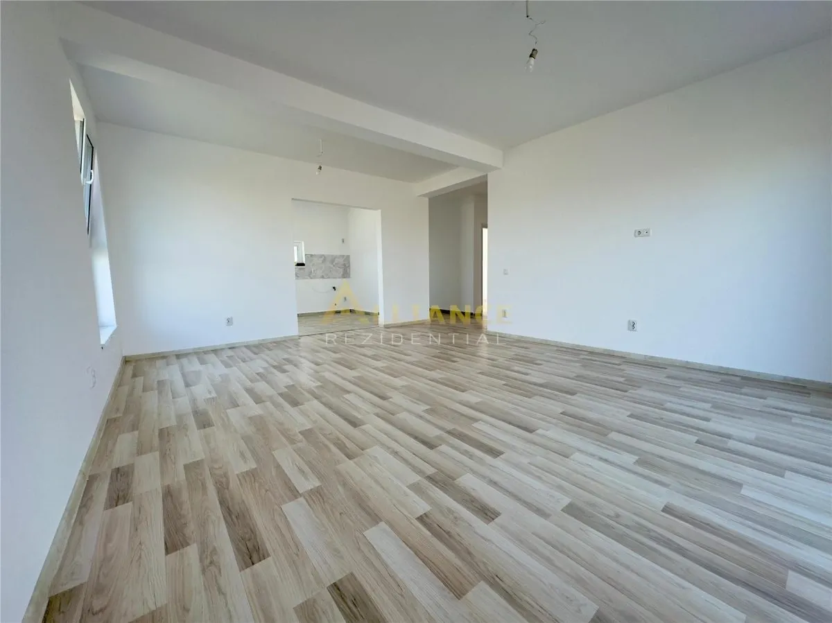 Casa individuala moderna || 2 dormitoare || 2 bai || Teren 320 mp - foto 3