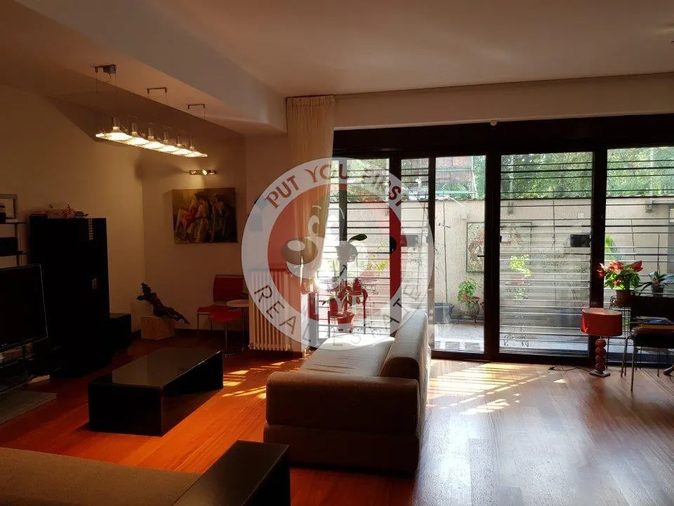 Parc Verdi | 4 camere | 270mp | Semidecomandat | B12970 - foto 1