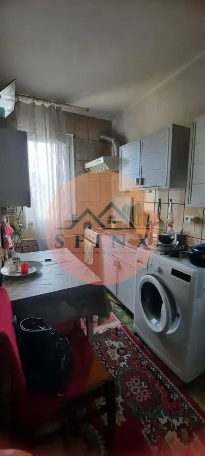 2 camere Micro 40 etaj 3 - foto 1