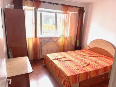 Apartament 3 camere conf  1 semidec zona Micro 3 - foto 2