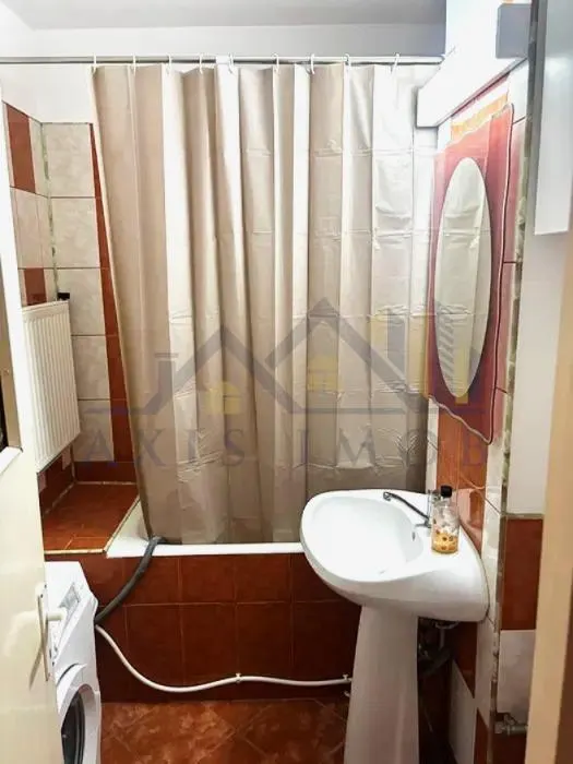 Apartament 3 camere conf  1 semidec zona Micro 3 - foto 6