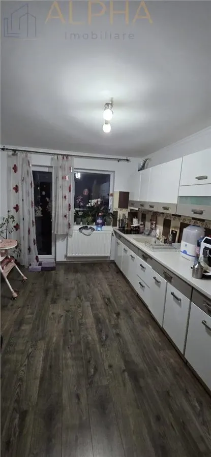 Apartament spatios de vanzare – Bistrita, Str. Salcamilor - foto 4