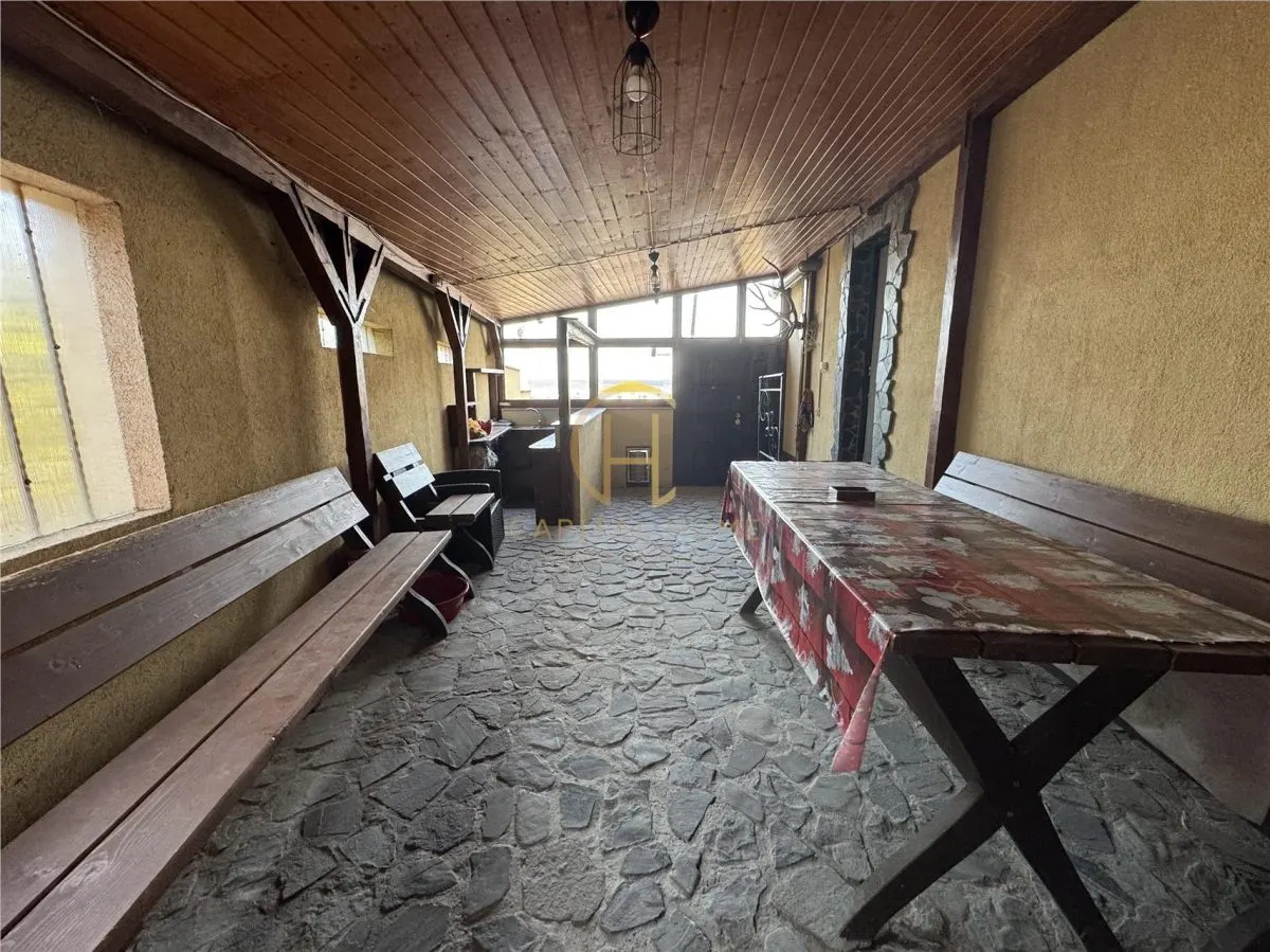 Casa Horpaz 4 camere 2 bai terasa inchisa - foto 11
