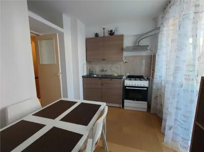 Apartament 3 camere | Ultracentral, langa metrou Universitate(3 min.) - foto 3
