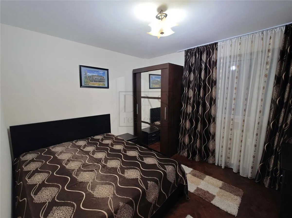 Apartament 3 camere | Ultracentral, langa metrou Universitate(3 min.) - foto 4