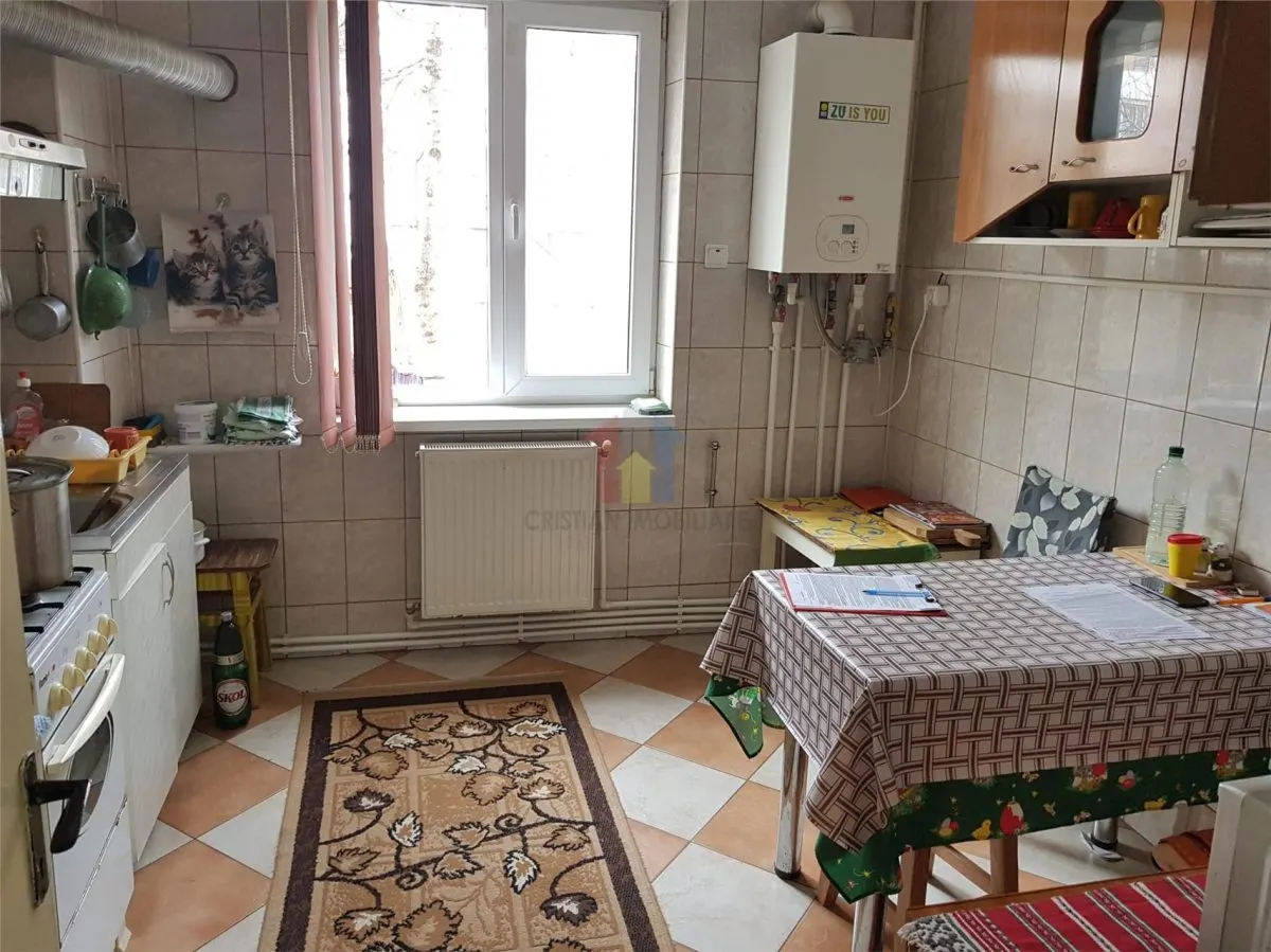 2 camere confort 1 Hipodrom parter cu balcon - foto 7