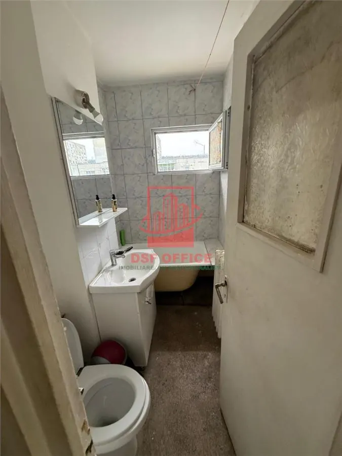 Apartament 2 camere semidecomandat in Mircea cel Batran - foto 6