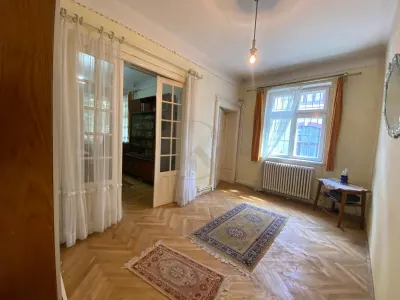 Apartament 3 camere Centru - Spitalul Spiridon , bloc tip vila ! - foto 3