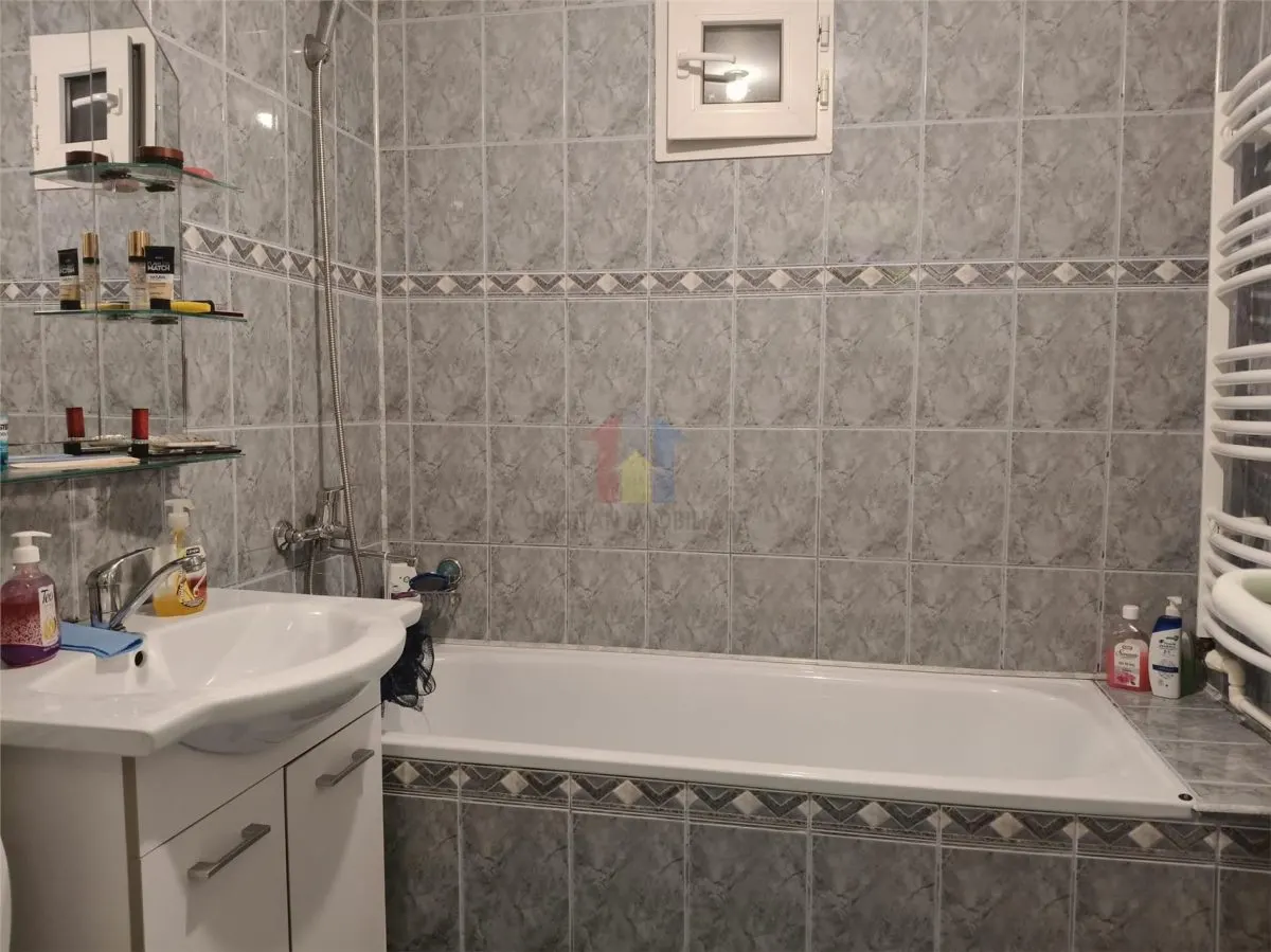 3 camere, Mobilat si Utilat, etaj 1, Progresu - foto 8