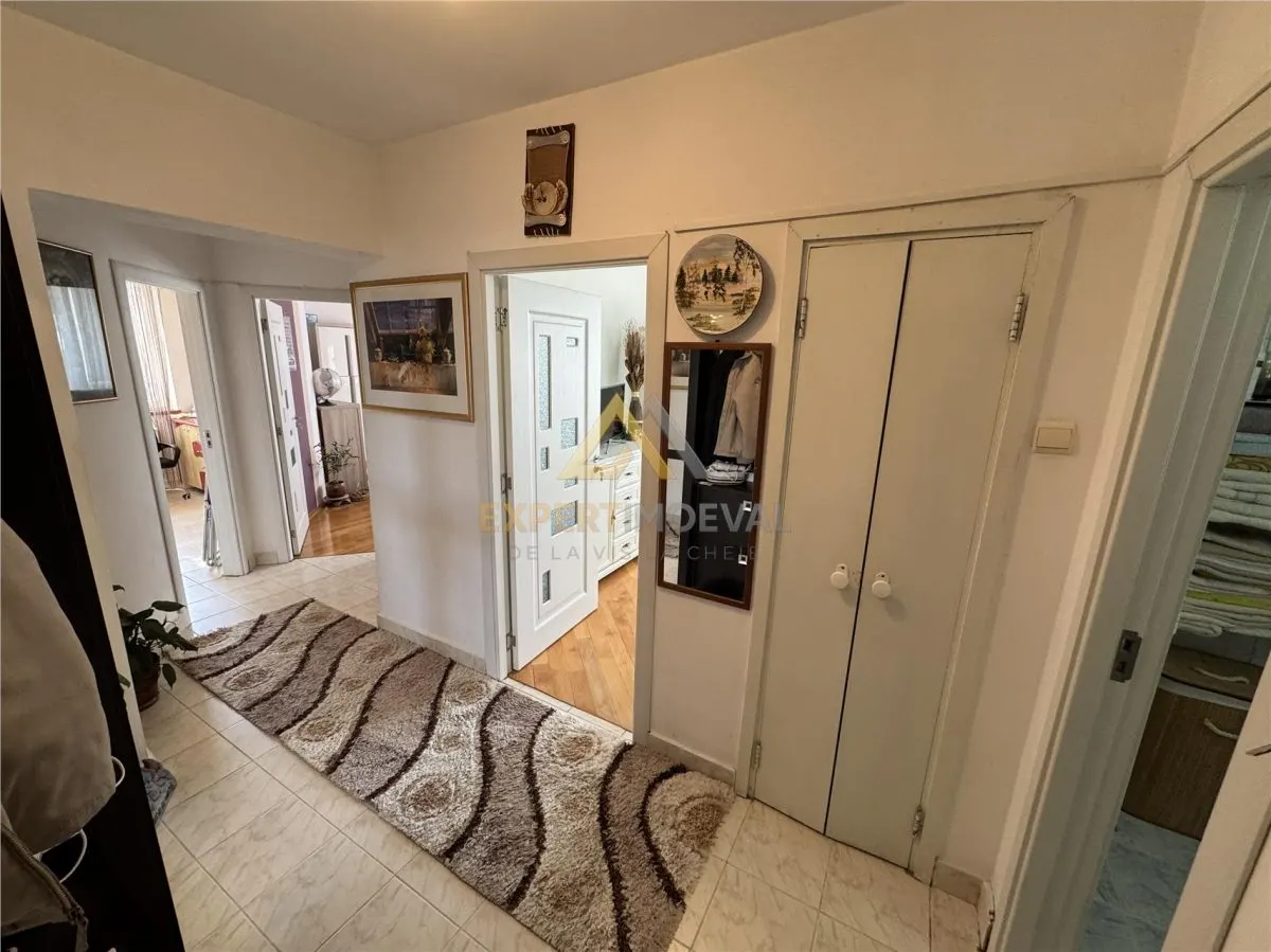 Apartament 2 camere, ultracentral de vanzare- Str. Hortensiei - foto 1