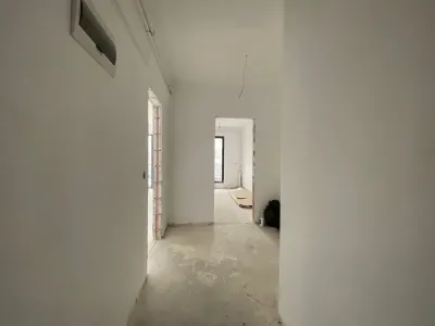 APARTAMENT 4 CAMERE | DECOMANDAT | ZONA RESTAURANT GIULIA - foto 10
