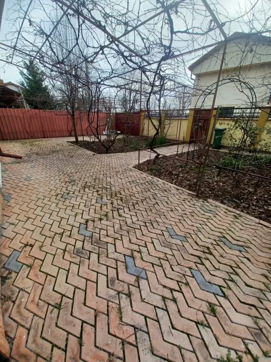 VILA(P+1), zona Centru-Vechi, Caramida, MERITA VAZUTA! - foto 2