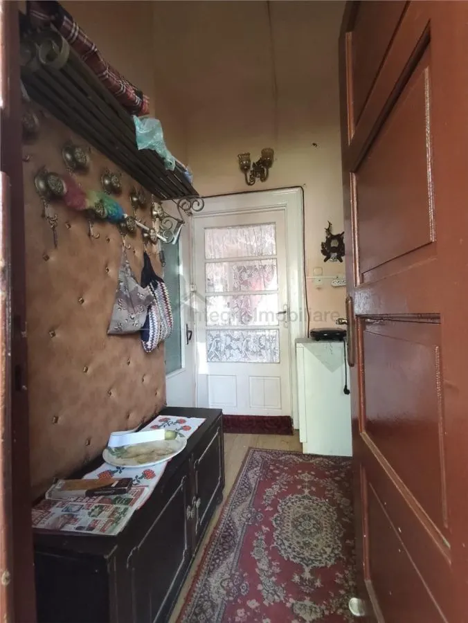 Casa 2 camere, zona centrala, strada Nicolae Jiga - foto 7