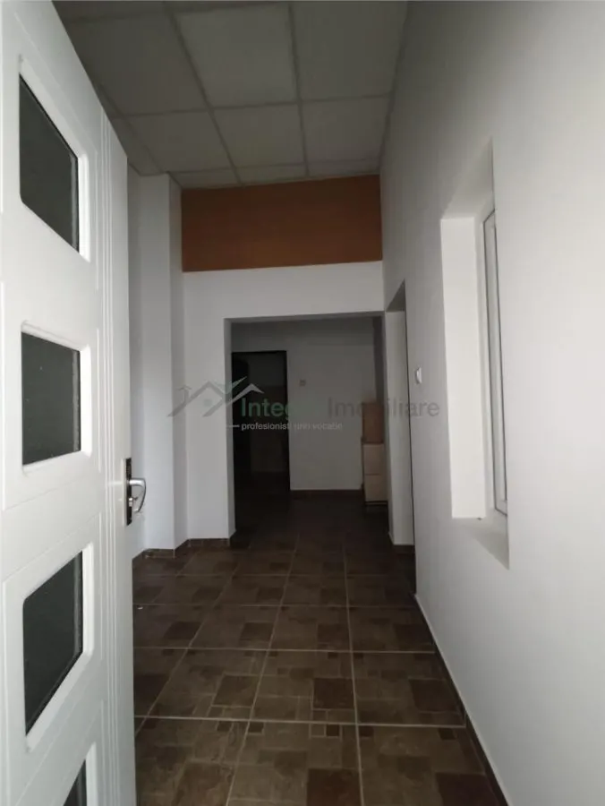 Spatiu comercia,central Marghita,Bihor - foto 11
