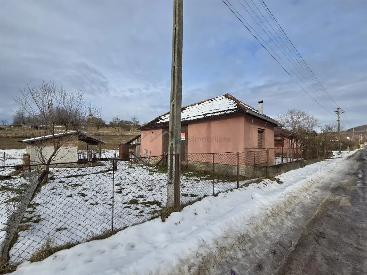 Casa cu 3 camere si anexe, sat Valea Crisului, Bratca,Bihor - foto 3