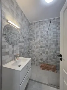 Apartament 2 camere,deccomandat,Sanmartin,Oradea;Bihor - foto 3