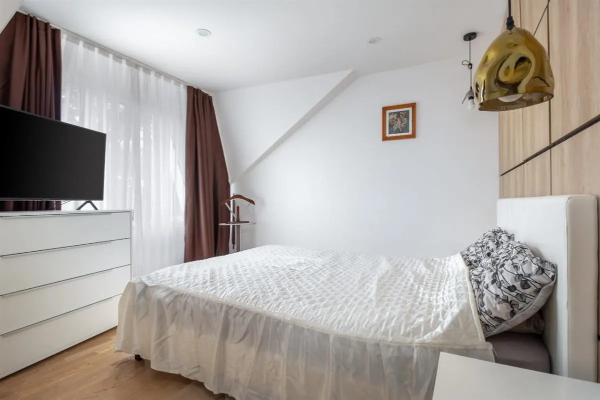 Vila S+P+M cu 3 dormitoare, Oradea, Cartier Iosia - foto 10