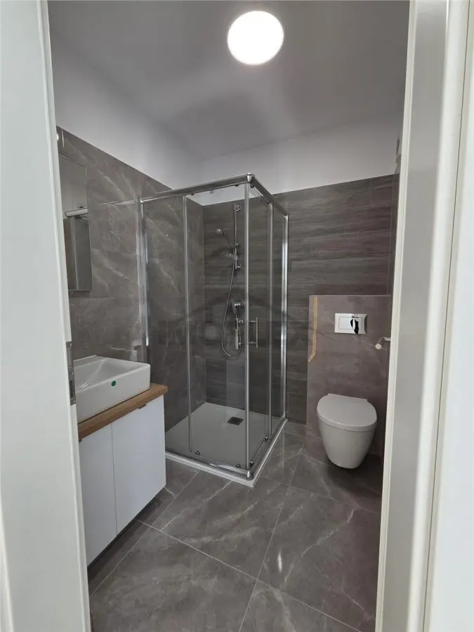 Apartament 3 camere, zona Tractorul - foto 7