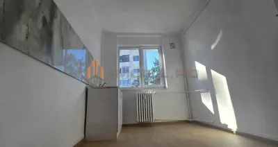 Apartament 2 camere Podu Ros - foto 4