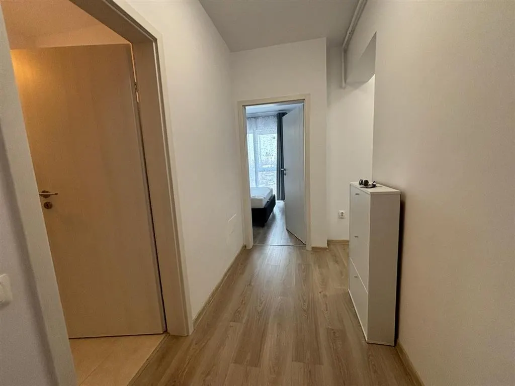 Vanzare  apartament 2 camere, bloc nou, zona Centrala - foto 10